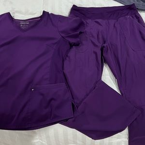 Women’s purple label healing hands scrub set L